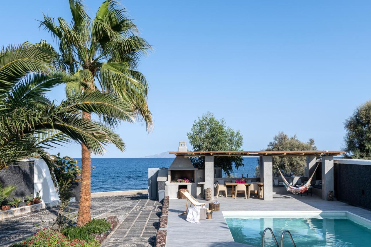 Damma Beachfront Luxury Villa Kamári Eksteriør billede